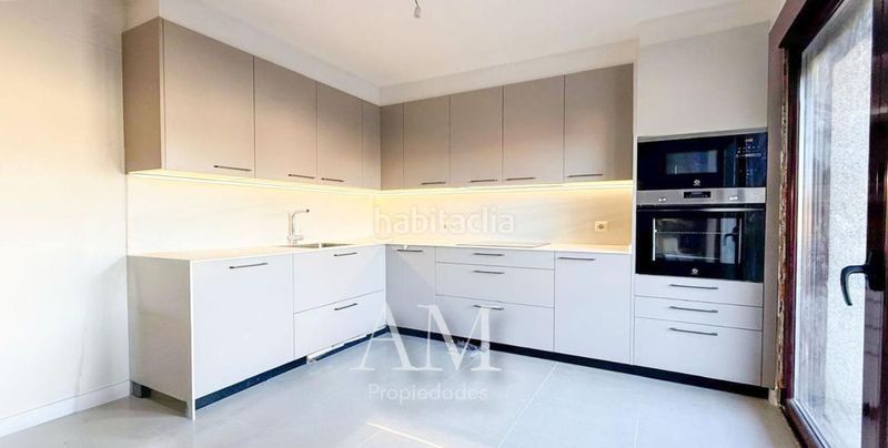 Foto 6597e8cd-253a-464b-abb5-be056c3d1715. Chalet en Teis Vigo