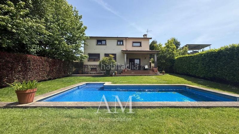 Foto 20e543ba-8eff-4fb6-9a1b-bdd706508843. Chalet en Valadares - Beade Vigo
