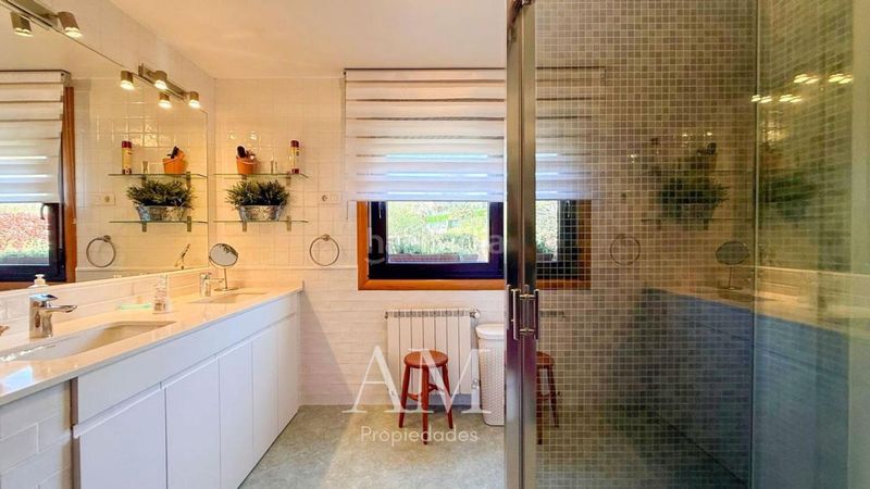 Foto 97ba33ce-4b48-48b9-ae0b-7b8cd1b5f58e. Chalet en Valadares - Beade Vigo