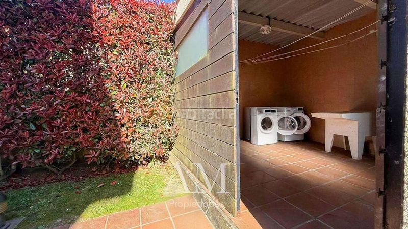 Foto a100bba7-27a9-4bc3-be74-5679eac1d91b. Chalet en Valadares - Beade Vigo