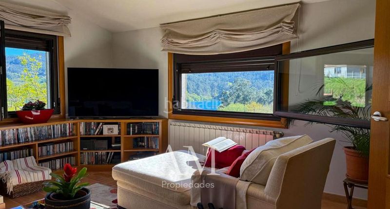 Foto adc5ad3a-f0b0-4c11-867c-4d2b823e646f. Chalet en Valadares - Beade Vigo