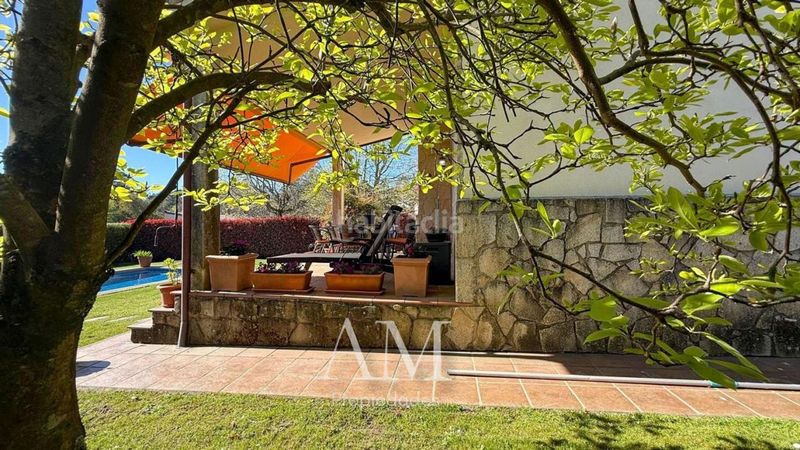 Foto e04a65d7-71d5-48f9-9150-827cecc2cc1a. Chalet en Valadares - Beade Vigo