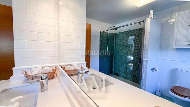 Foto f55d86ff-82b2-498c-b559-9f48e0fcf57d. Chalet en Valadares - Beade Vigo