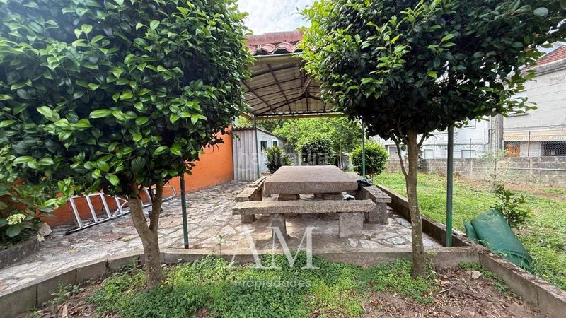 Foto e8d473e7-12fb-466f-af33-58ecbe3c72b7. Casa aparellada amb calefacció a Casablanca - Calvario Vigo