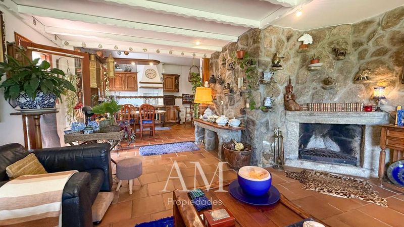 Foto b668be8a-259e-42ad-90a5-6b2ff9cfc744. Casa en Baiona