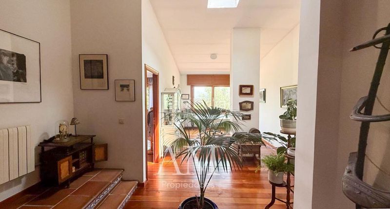 Foto baa1641b-60e4-4cde-97be-e3a93bb69bfe. Casa en Baiona