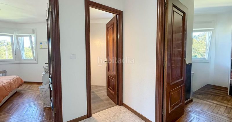 Foto 415a45ed-194e-404e-89bf-f6f8f67ebc2d. Ático playa américa. piso atico a doble altura a pocos metros de la playa y del centro de nigran. totalmente exterior. salon de 40 m2 en Nigrán