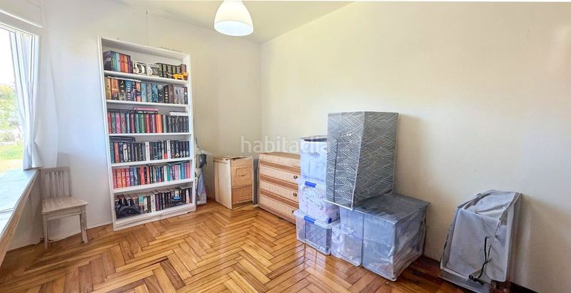 Foto 79dc9146-be55-4814-800d-3eb99222f39b. Ático playa américa. piso atico a doble altura a pocos metros de la playa y del centro de nigran. totalmente exterior. salon de 40 m2 en Nigrán