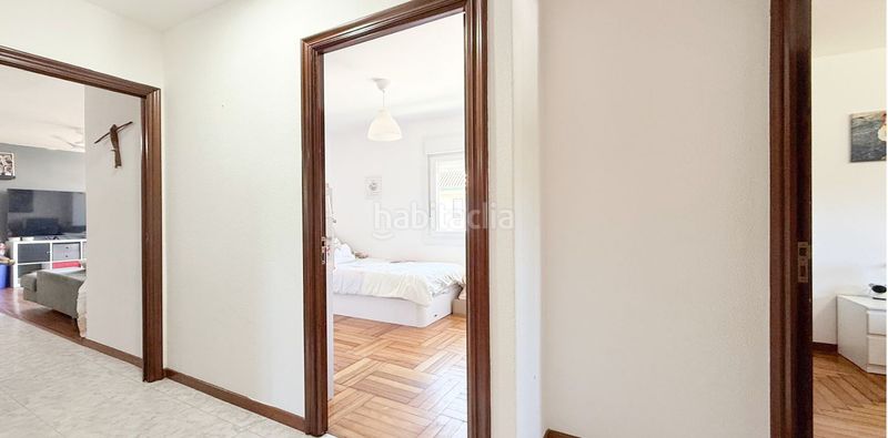 Foto e47d7775-6ce4-4e48-92a0-f1c806b4eeb6. Ático playa américa. piso atico a doble altura a pocos metros de la playa y del centro de nigran. totalmente exterior. salon de 40 m2 en Nigrán