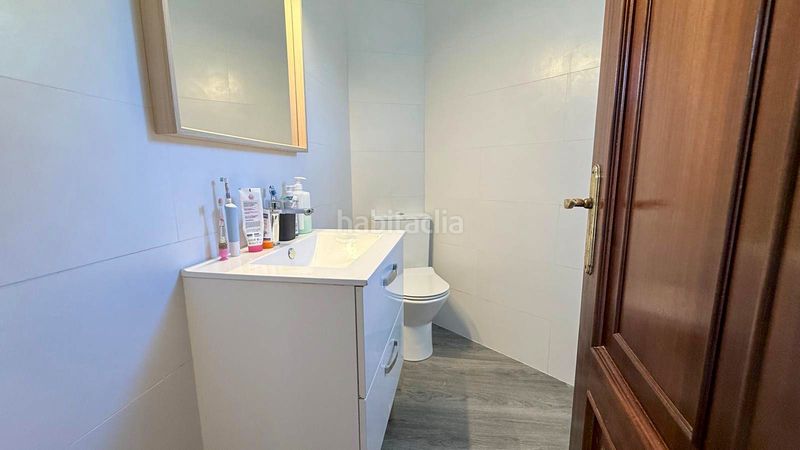 Foto f7c388d6-f4e9-43fa-bcb8-4e3b81e50837. Ático playa américa. piso atico a doble altura a pocos metros de la playa y del centro de nigran. totalmente exterior. salon de 40 m2 en Nigrán