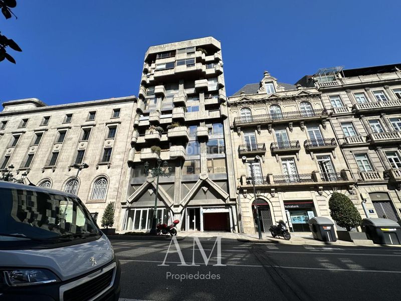 Foto f47c606a-104f-4ff8-80c9-4c12067a1a7c. Aparcament cotxe a Centro - Areal Vigo