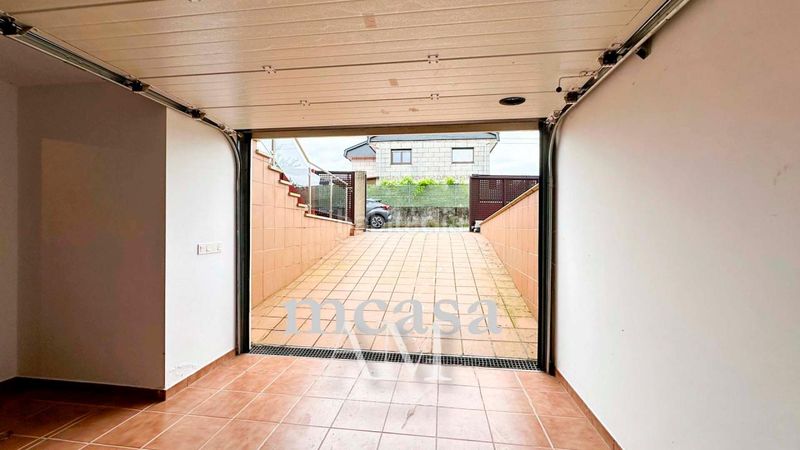 Foto 5dfc3d3a-1027-490b-950b-6205b9427460. Casa aparellada amb calefacció aparcament a O Hío Cangas