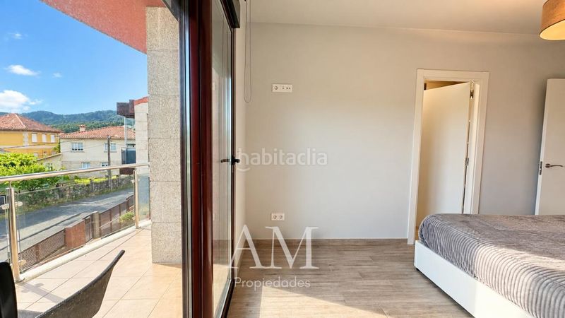 Foto 5ffe943d-97b4-4b86-8c2e-ea637cf3d045. Casa pareada en O Hío Cangas