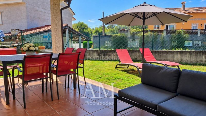 Foto a5656954-5163-40a6-bfb5-62a43b0fbde2. Casa pareada en O Hío Cangas