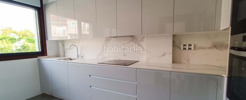 Foto fa5de032-3c68-4ac6-a136-b4a069069d4b. Chalet  a estrenar en puente romano en Baiona