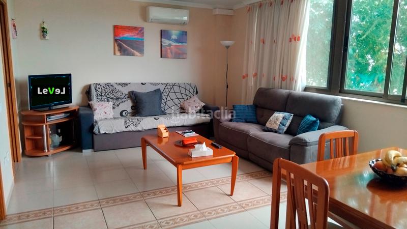 Foto 280e72c5-a8b1-4b4d-820a-3dcfffdb46e0. Appartamento con parcheggio in Avinguda Catalunya Sant Carles de la Ràpita