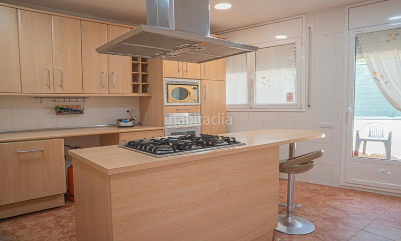 Foto 040dc906-04aa-497a-b065-b3a3d0de27ed. Xalet amb calefacció aparcament a Bruc (El)