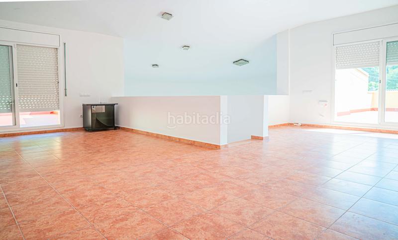 Foto 5bd6f4e2-add1-4542-ba09-330d6a4d1c0c. Xalet amb calefacció aparcament a Bruc (El)