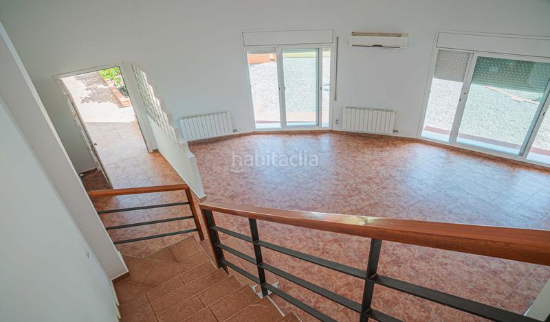 Foto 92a53178-40cf-4ac2-bda8-a6ec93f245e3. Xalet amb calefacció aparcament a Bruc (El)