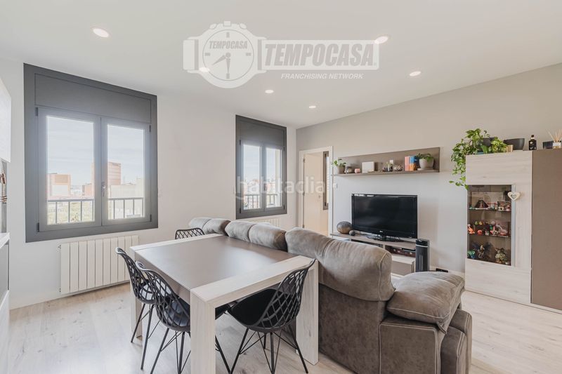 Foto 54556409-cdf5-4ec1-bdcf-7b2a5deccaf3. Pis amb calefacció a Provençals del Poblenou Barcelona