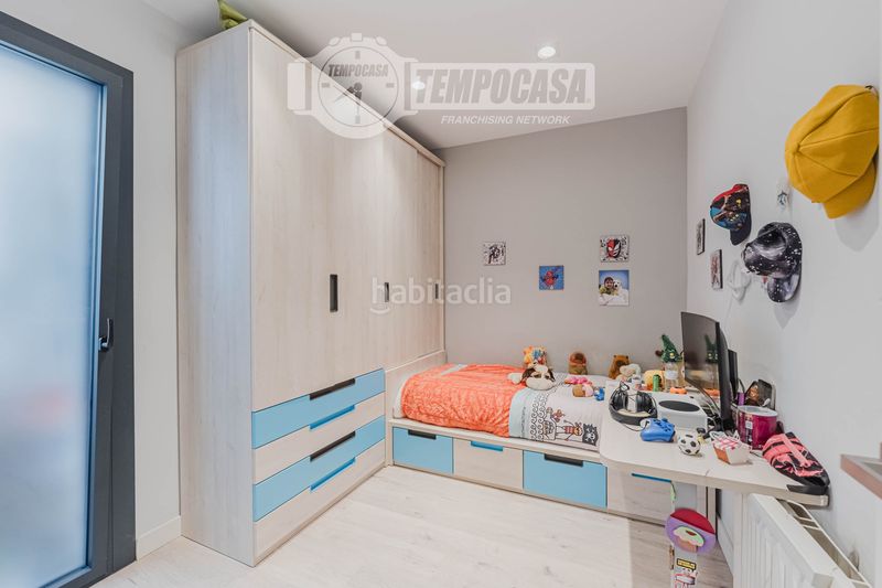 Foto e37eb331-220e-40da-ab5c-c81efd31513d. Pis amb calefacció a Provençals del Poblenou Barcelona