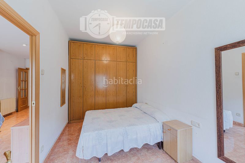 Foto f58e34dd-3578-450f-91f8-7af23a9d52ef. Pis amb calefacció aparcament a El Clot Barcelona