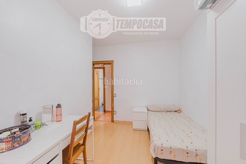 Foto f38ce9cd-2964-4c0c-8c96-00f320911108. Dúplex a carrer de valldemossa 56 a Porta Barcelona