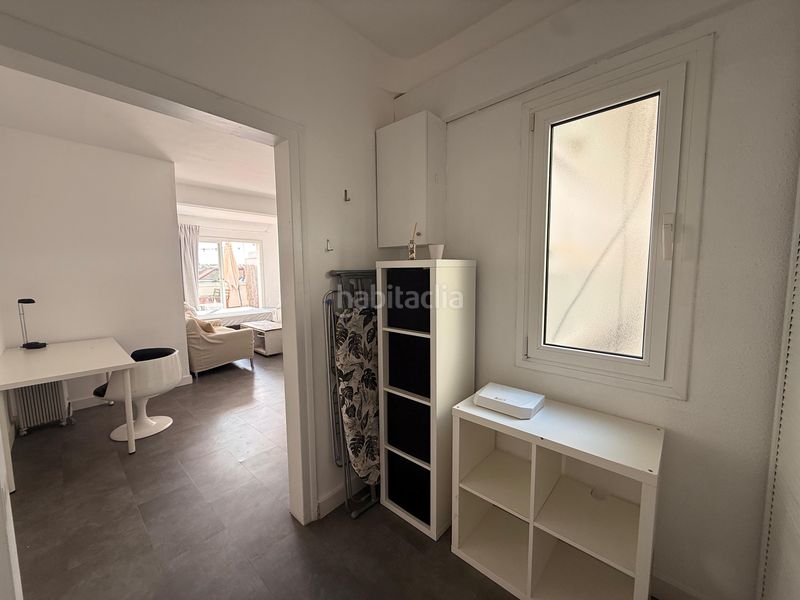 Foto f2fce0eb-a485-4a90-bf8f-78e6f748394a. Pis a Barri de les Corts Barcelona