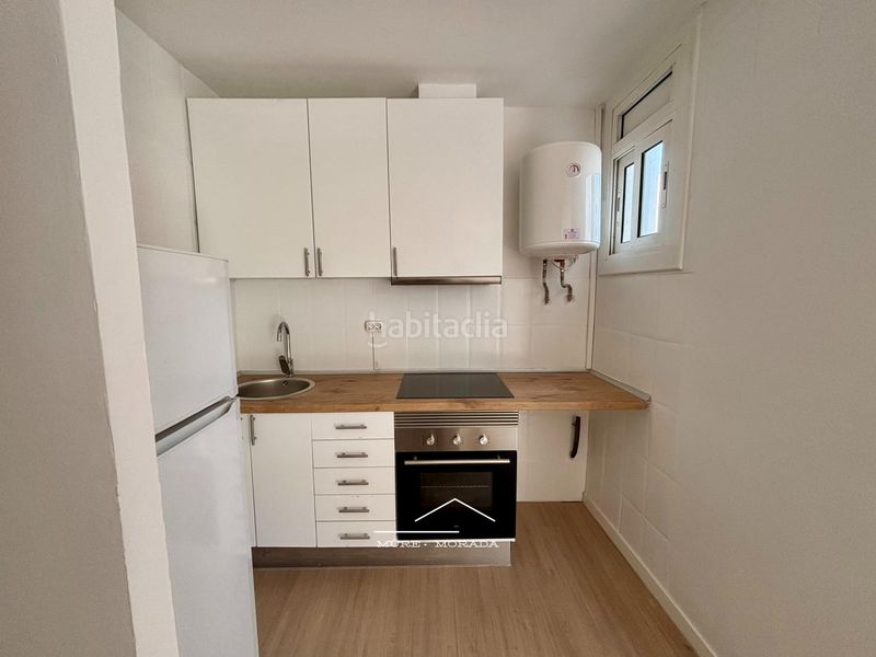 Foto 0805ca68-19a0-4b55-a137-fb130146aba4. Pis a Sants Barcelona