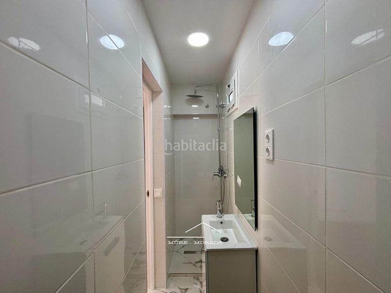 Foto 1eca0cb0-db24-4546-98f9-d7572958571f. Pis a Sants Barcelona