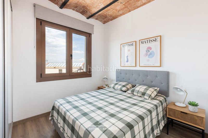 Foto a68158a7-6f80-4b50-bbf0-861940f971de. Àtic amb calefacció a Sant Antoni Barcelona