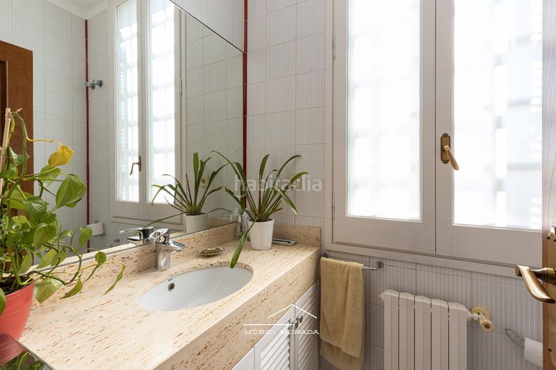Foto 17b6c02c-26b8-42c4-8654-fdb85dd09a55. Casa amb calefacció aparcament piscina a Corbera de Llobregat