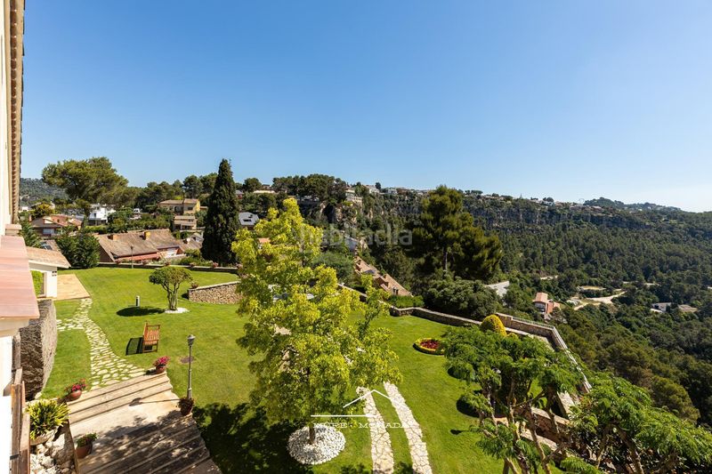 Foto 57ae9c3f-8613-4d32-8036-60c522138ef7. Casa amb calefacció aparcament piscina a Corbera de Llobregat