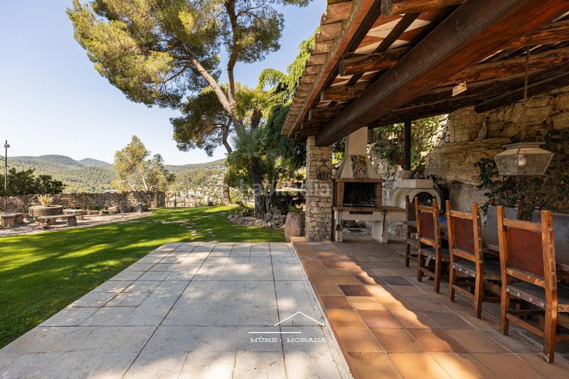 Foto 938daac7-32eb-42bd-ba71-bb66c2043253. Casa amb calefacció aparcament piscina a Corbera de Llobregat
