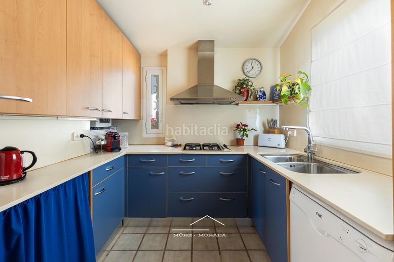 Foto dafaf997-59ae-4240-8d6c-af9058f67dfd. Casa amb calefacció aparcament piscina a Corbera de Llobregat