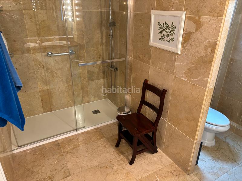 Foto e0c3c2eb-c1b8-4a13-b68a-0c9741c10464. Àtic amb xemeneia calefacció aparcament a Centre Històric Lleida