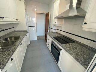Etagenwohnung  Carrer príncep de viana. Piso en princep de viana