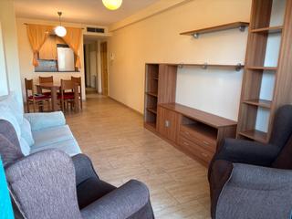 Lloguer Pis  Avinguda de valmanya. Piso en alcarras