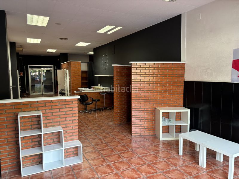 Foto baf69b74-0eed-48e7-95c6-5d31655a62c7. Local comercial amb calefacció a Cappont Lleida