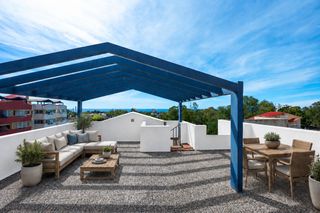 Ático en Paraiso - Barronal. Luminoso ático con espacios habitables orientados al mar y un so