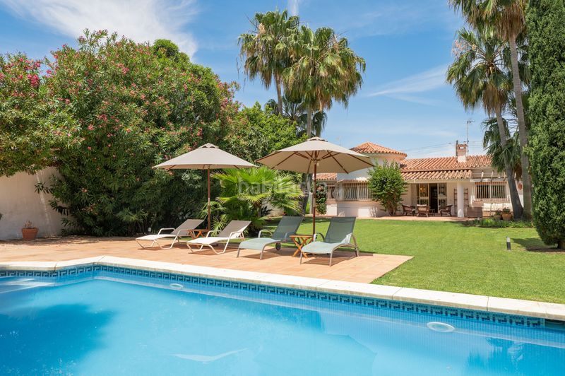 Foto 0a83f370-7667-4ed4-9e5c-cf2009f5969d. Casa amb calefacció aparcament piscina a Nueva Alcántara Marbella
