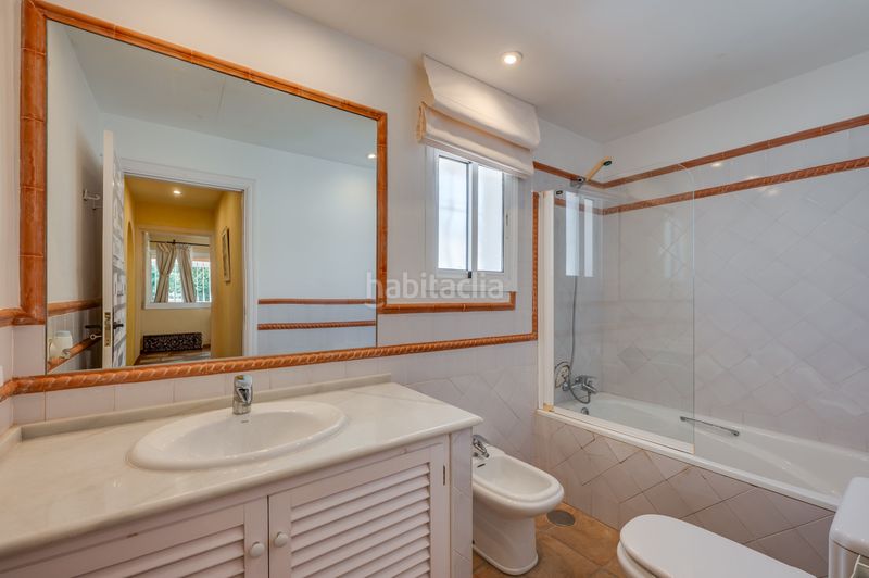 Foto 5a67e678-4215-4ff6-a14e-74a1280b9069. Casa amb calefacció aparcament piscina a Nueva Alcántara Marbella