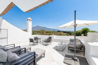 Casa adossada a LUIS MAZANTINI-NVA ANDALU 5