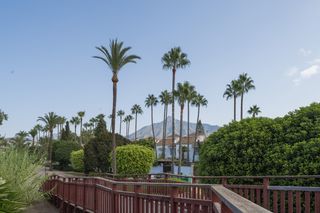 Lloguer Apartament a Puerto Banús. A solo 150 metros del paseo marítimo y la playa de río verde  pu