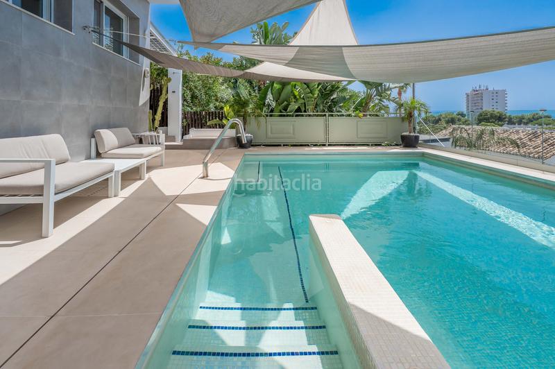 Foto f632975f-7836-42cb-8364-ee4bde393810. Casa amb aparcament piscina a Nueva Andalucía centro Marbella