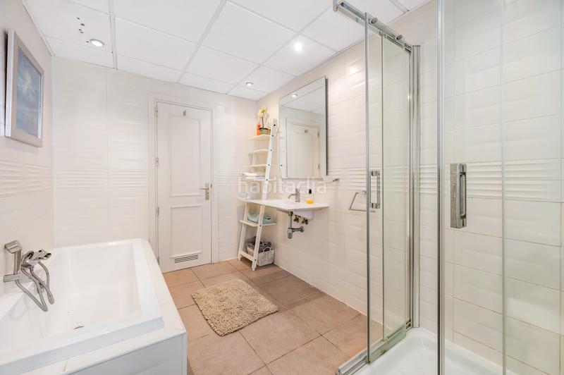 Foto 4dbf698f-aead-4a4d-8508-2af3e92c43ff. Piccolo appartamento con parcheggio piscina in Puerto Banús Marbella