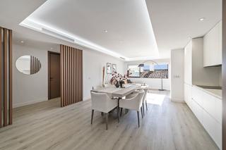 Apartament a Puerto Banús. Middle floor apartment en venta en puerto banús, marbella