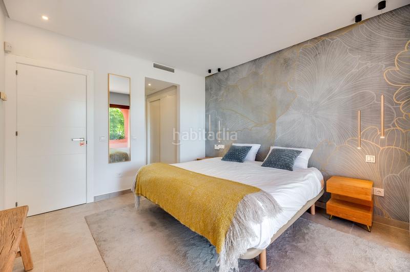 Foto 3f0fbd46-ffa7-4a27-96ec-11253f4390db. Planta baixa amb aparcament piscina a Centro Estepona