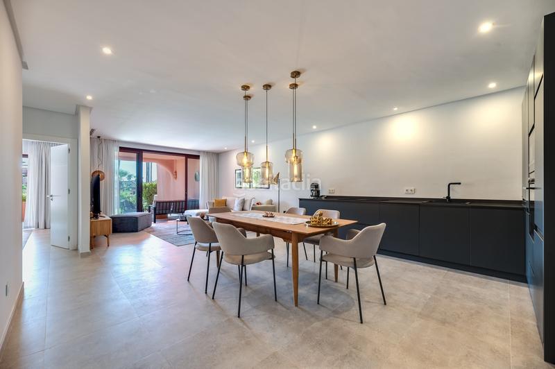 Foto 59749c93-2567-451c-a7c7-2efcb41f602b. Planta baixa amb aparcament piscina a Centro Estepona