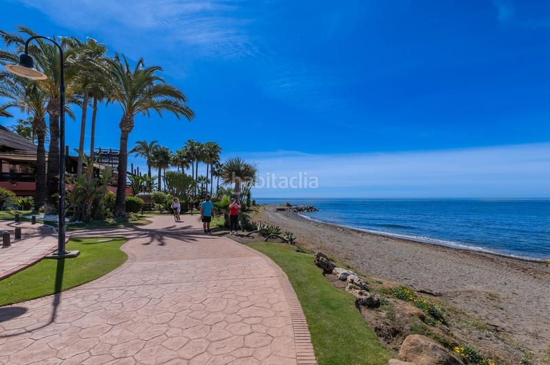 Foto 9bc6e474-73b5-4d2f-beef-41d67fe88682. Planta baixa amb aparcament piscina a Centro Estepona